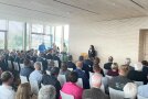 Staatsministerin Kaniber spricht im Festsaal